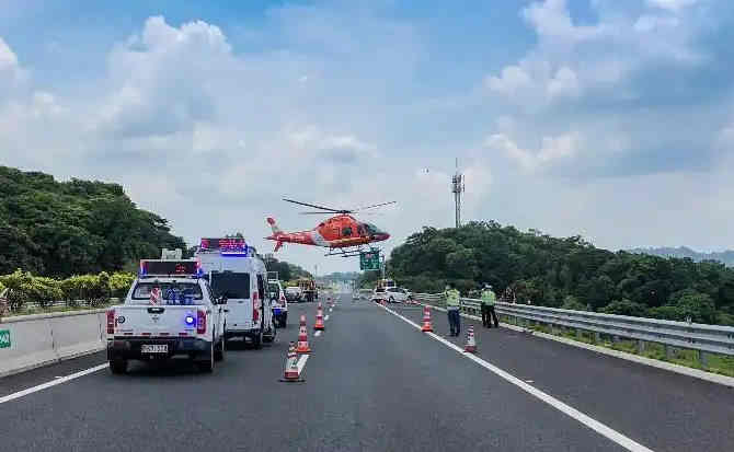 巴州区高速公路汽车救援案例